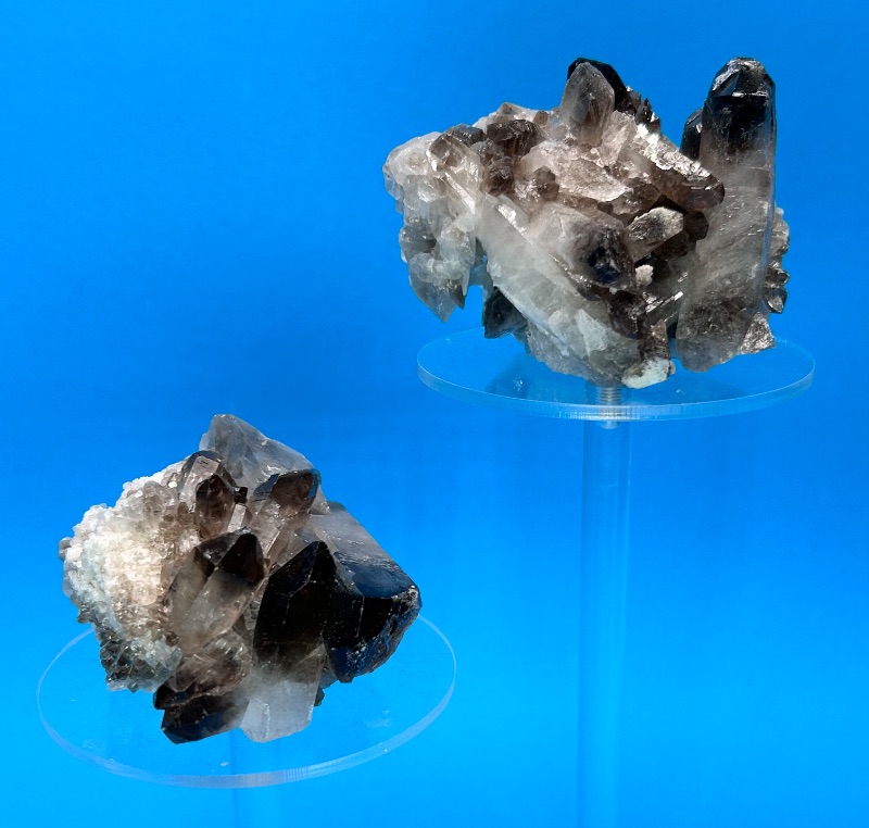 Photo 1 of 166130…2 smokey quartz on stands
