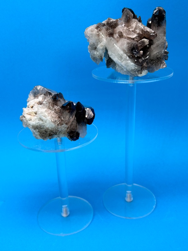 Photo 1 of 166130…2 smokey quartz on stands