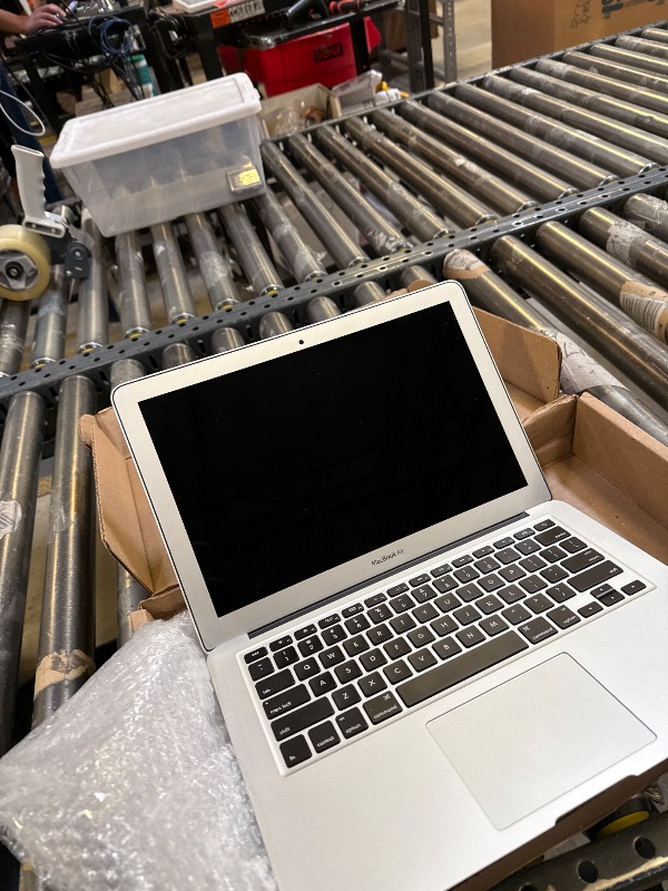 Photo 1 of Apple MacBook Air MJVE2LL/A 13-inch Laptop (1.6GHz Core i5,8GB RAM,128GB SSD) (Renewed)