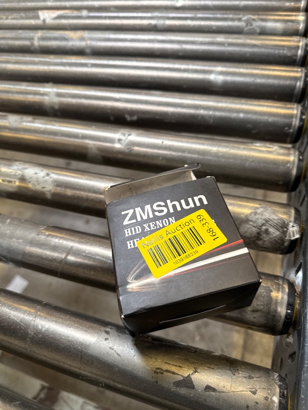 Photo 1 of ZMShun 2Pcs D1S HID Car Headlight Bulbs 8000K HID D1S XENON Bulbs 35W High/Low Beam Headlight Bulb Xenon Replacement Bulbs DC12V 35W Xenon HID D1S 8000K