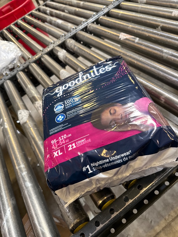 Photo 1 of 21 ct
Goodnites Girls' Bedwetting Underwear, Size Extra Large (95-140+ lbs)