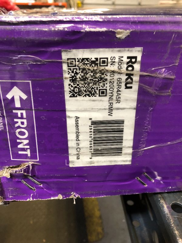 Photo 1 of Roku Smart TV – 65-Inch Select Series 4K HDR RokuTV with Roku Enhanced Voice Remote, Brilliant 4K Picture, Automatic Brightness, & Seamless Streaming – Live Local News, Sports, Family Entertainment
CRACKED SCREEN 
FOR PARTS ONLY