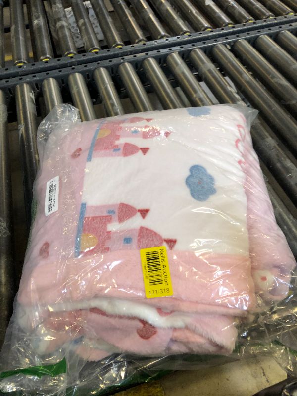 Photo 1 of MorroMorn Twin Bedding Sets, Castle Pink Duvet Cover Set, Fluffy Comforter Covers Blanket Ultra Soft Kawaii Cute Rocking Horse for Girls Kids Toddler Teen Women Twin/Twin XL Size