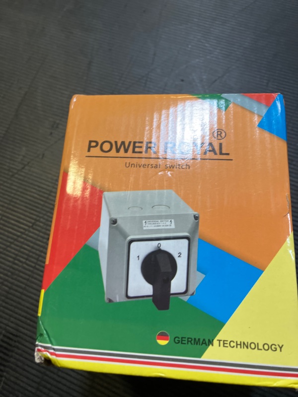 Photo 1 of XINTAIHELE Rotary Changeover Switch Universal Selector Switch Enclosure Box 690V 40A 3 Position 3 Phase 12 Terminals