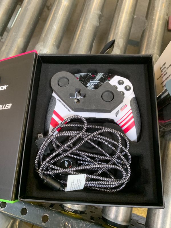 Photo 1 of Thrustmaster ESWAP XR Pro Controller Forza Edition, Modular Wired Gamepad, Racing Wheel Module, Official FORZA HORIZON 5 and Xbox Series X|S, Precise Mini-Sticks, Tact Switches