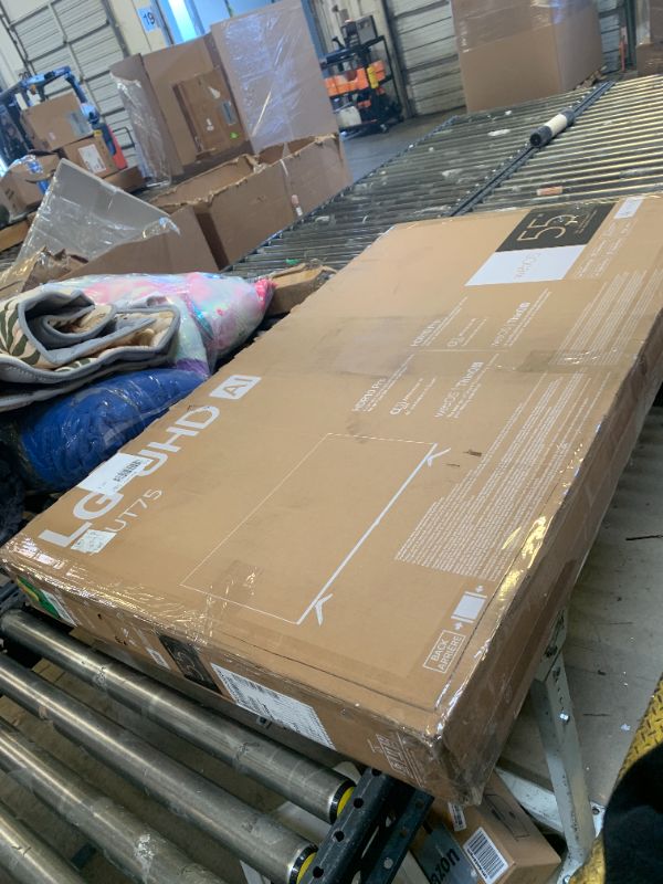 Photo 1 of LG 55-Inch Class UT75 Series LED Smart TV 4K Processor Flat Screen AI-Powered with Alexa Built-in (55UT7570PUB