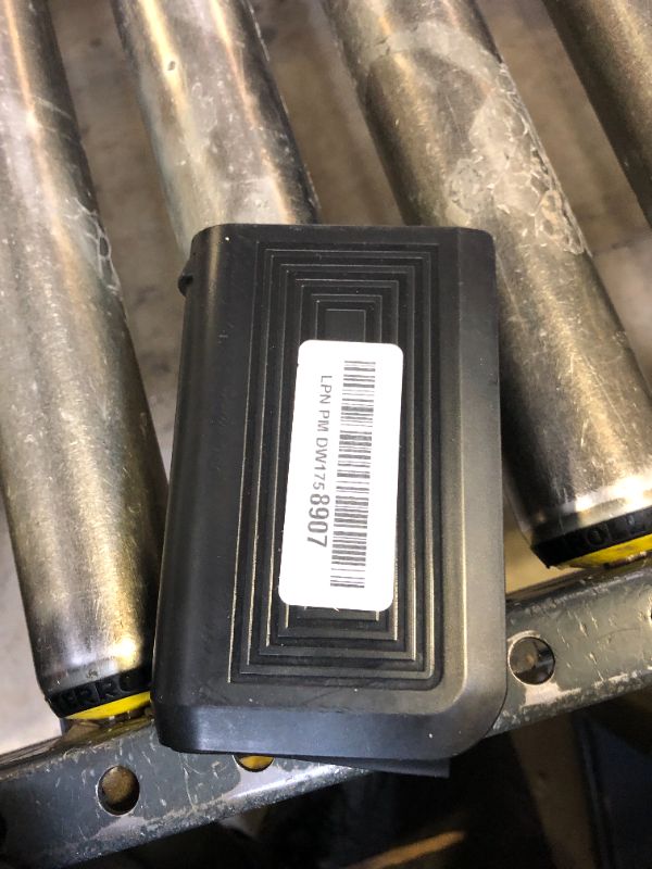 Photo 1 of TROOX 18V 4.0AH Lithium Ion Replacement Battery for Hoover Lx Battery BH50000 302723001 BH50015 BH50010 BH50020 Cordless Stick Vacuum