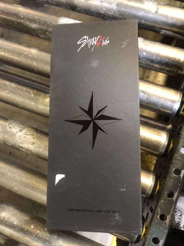 Photo 1 of Stray Kids - Official Light Stick Ver.2