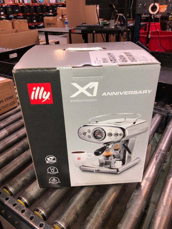 Photo 1 of Illy X1 Anniversary 1935 Espresso Single-Serve Machine for iperEspresso capsules with Milk Frother Steam Wand (Stainless)