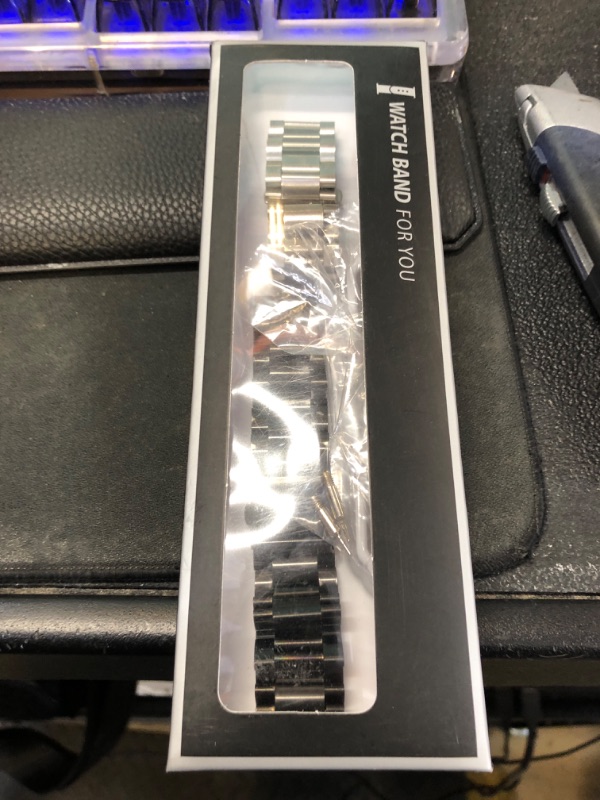 Photo 1 of Compatible with Samsung Galaxy Watch 7 6 5 4 FE Band Pro Classic Active 2 40mm 44mm 43mm 47mm 45mm 42mm 46mm 20mm Galaxy Watch 3 Band 41mm Men Women Metal Elegant Casual Business Stainless Steel