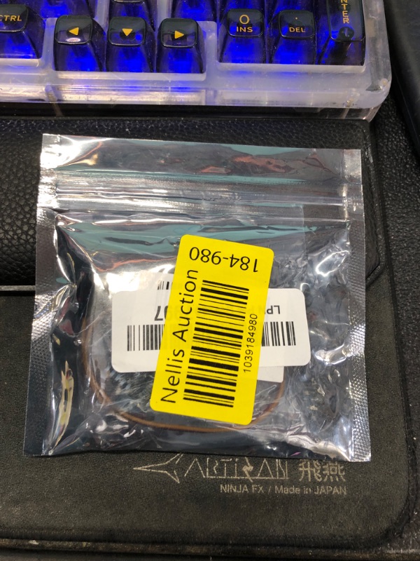 Photo 1 of Micro 11KG 0.06S Digital Coreless HV Programmable Servo, 8.4V, 180/270/360 Degree, Metal Gear, for 1/10 RC Truck RC Cars (270 Degree)