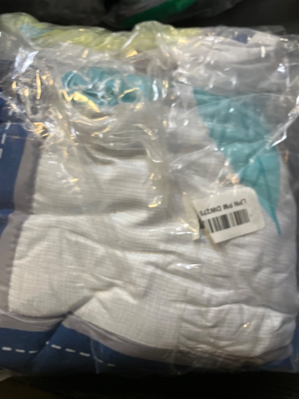Photo 1 of kids small blanket