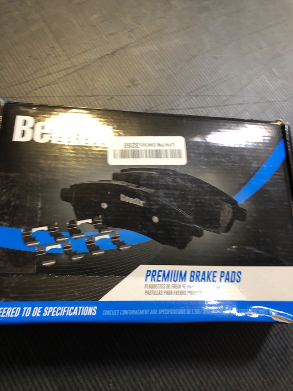 Photo 1 of Bendix Premium SBM1084 Semi-Metallic Front Brake Pads for Select Models Chrysler Aspen, Dodge Dakota, Durango, Ram 1500, Mitsubishi Raider, 1500 Classic, Dakota
