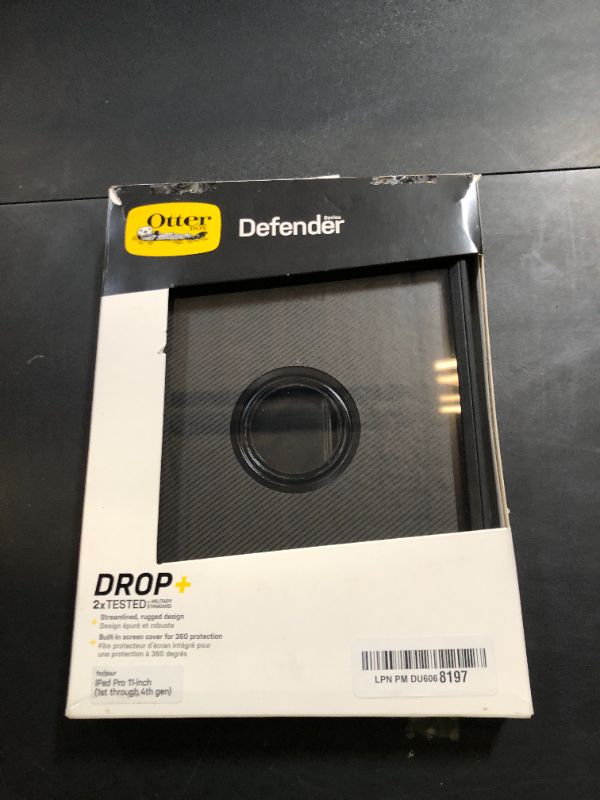 Photo 1 of OtterBox Defender Series Case for iPad Pro 11-inch (4h, 3rd, 2nd, & 1st Gen) - Black