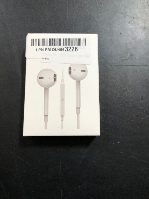 Photo 1 of 2 Packs USB C Headphones for iPhone 16/15 Pro Max Plus Type C Earbuds Wired Earphones with Mic & Remote Control Noise Cancelling for iPhone 16/15 pro, iPad Pro, Galaxy S23/S22/S21/S20/Ultra Note 10/20
