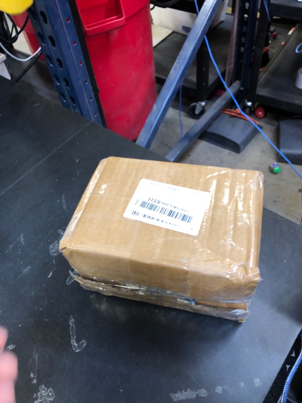 Photo 1 of Medium Size External Corner Wall Mount Iron Plate Vertical Bracket for PTZ CCTV Surveillance Camera Metal Holder White