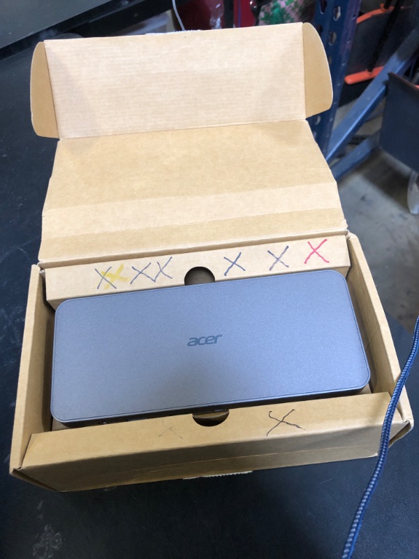 Photo 1 of Acer Docking Station,14-in-1 Triple Display USB C Docking Station, 3 Monitors with 4K HDMI 2.0, DisplayPort 1.4, 10 Gbps USB-C and 5 Gbps USB-A Data, 1 Gbps Ethernet, Audio, 60W Charging for Laptop