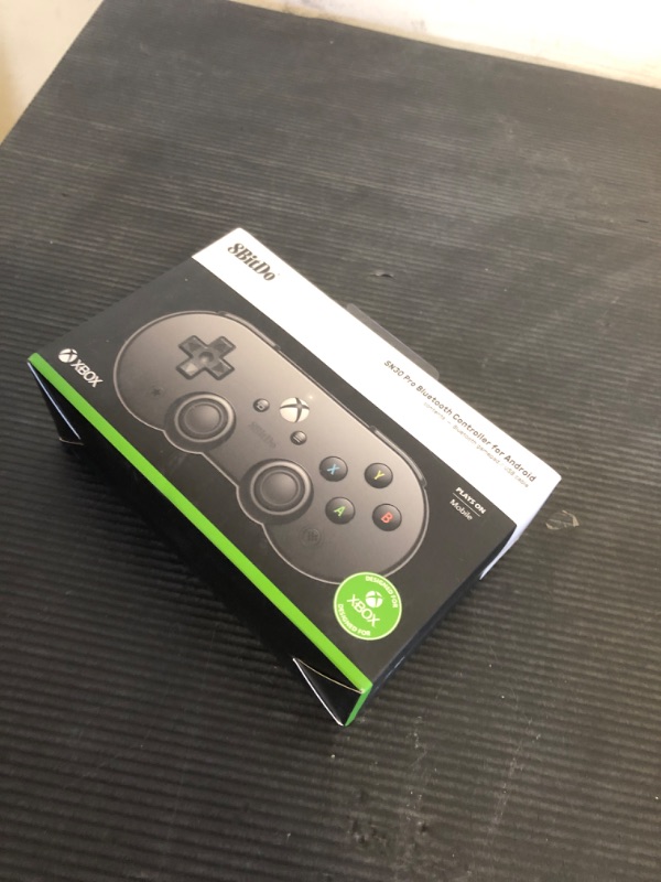 Photo 1 of 8Bitdo Sn30 Pro Bluetooth Controller for Mobile & Xbox Cloud Gaming on Android, Gaming Controller for iPhone, iPad, macOS and Apple TV (No Mobile Clip) - Not for Xbox