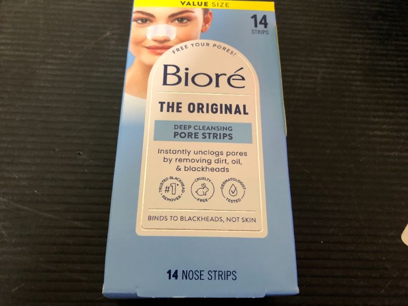 Photo 1 of Biore Deep Cleansing Pore Strips, Blackhead Remover, Nose Strips for Deep Pore Cleansing, Oil-Free - 14ct