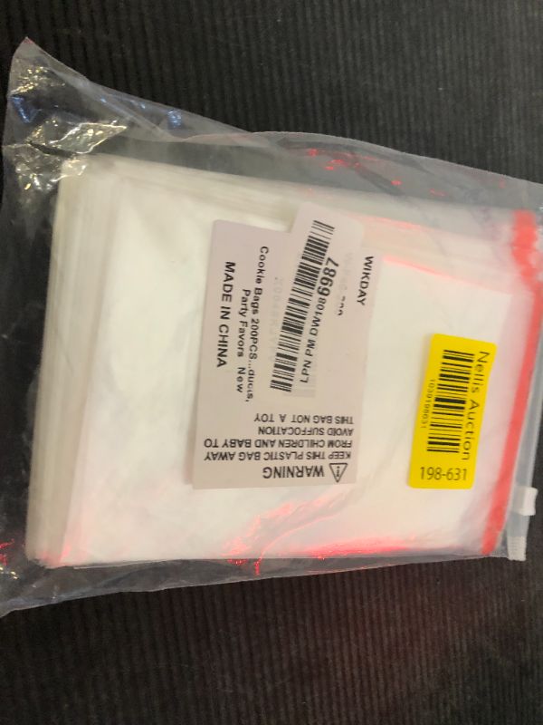 Photo 1 of Cookie Bags 200PCS Self Sealing Cellophane Bags 4X6 Inches Small Sealable Clear Plastic with Seal for Gift Giving, Packaging Candy, Snack, Treat, Products, Party Favors