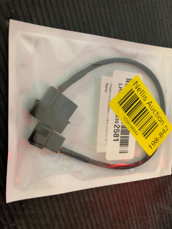 Photo 1 of YiKaiEn 4 Pin Molex to 4 Pin PMW PC Case Fan Power Adapter Cable, 3 Pin / 4 Pin to Molex Computer Cooler Cooling Fan Splitter Power Cable 10.6’’ 27cm (1 to 1)