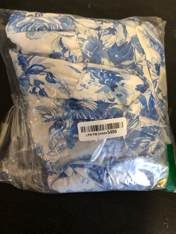 Photo 1 of Size M--GRACE KARIN Womens 2025 Floral Summer V-Neck Ruffle Sleeve Empire Waist A-Line Casual Maxi Tiered Dress with Pockets White Blue Flower M