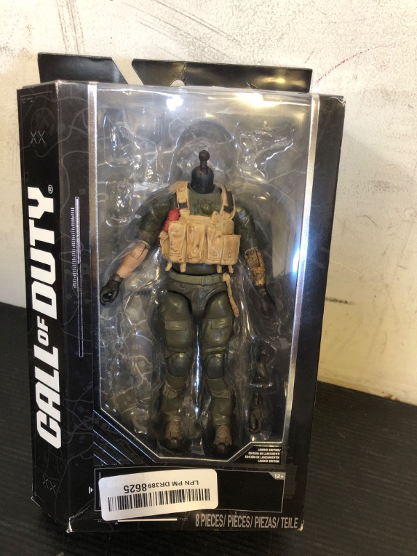 Photo 1 of Call of Duty "Ghost (Jawbone) - 6.5-inch Articulated Figure with Swappable Hands and Weapon Accessories