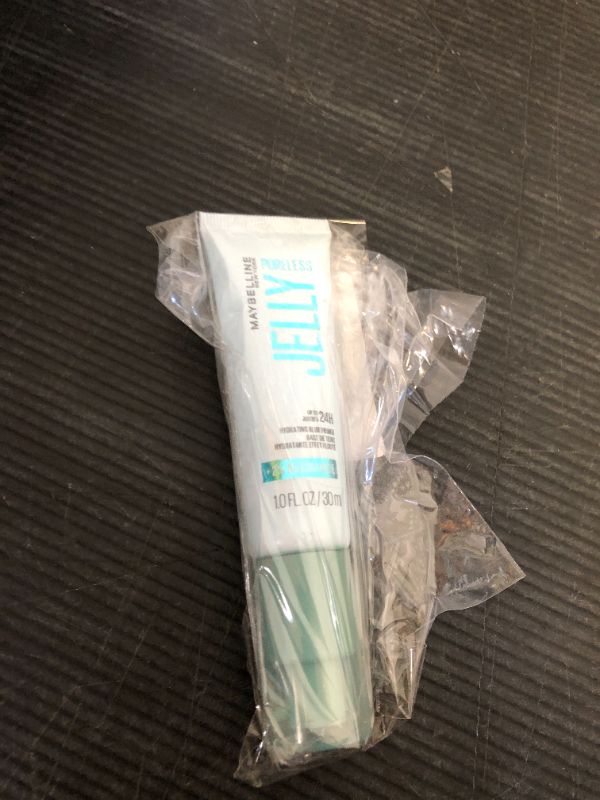Photo 1 of Maybelline Poreless Jelly Primer, Hydrating, Blurring Makeup Primer with 2% Niacinamide For Up To 24HR Make Up Wear, Clear, 1 Count
