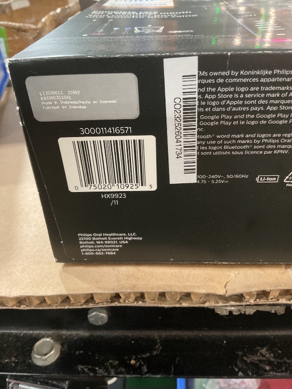 Photo 1 of ***(PARTS ONLY/ MAJOR DAMAGE/ NON FUNCTIONAL)***Philips Sonicare DiamondClean Smart 9500 Electric Toothbrush, Sonic Toothbrush with App, Pressure Sensor, Brush Head Detection, 5 Brushing Modes and 3 Intensity Levels, Black, Model HX9923/11