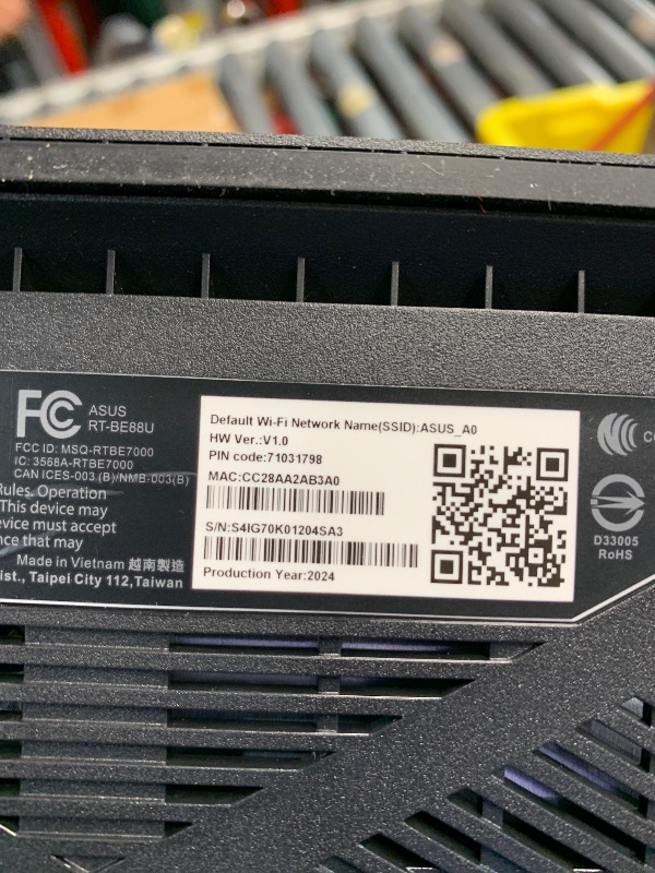 Photo 1 of ********FINAL SALE- MIGHT NOT BE FUNCTIONAL***************
ASUS RT-BE88U Dual-Band WiFi 7 AiMesh Extendable Performance Router, 4K-QAM, MLO, Dual 10G Ports, SFP+, 4X 2.5G Ports, 4X 1G Ports, 34G WAN/LAN Capacity, Network Security, Built-in VPN