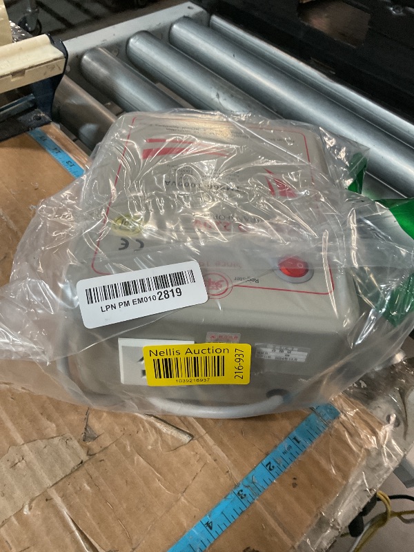 Photo 1 of ***(MINOR DAMAGE/ USED/ UNABLE TO TEST)***Beduan 110V to 220V Step Up Converter Voltage Power Transformer for 220V Chinese Electronics