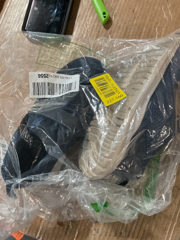 Photo 1 of * majorly worn *
RUNSIDE Kids Shoes, Boys Girls Sneakers Lightweight Athletic Walking/Running Tennis Shoes, Size 2 Big Kid, Navy