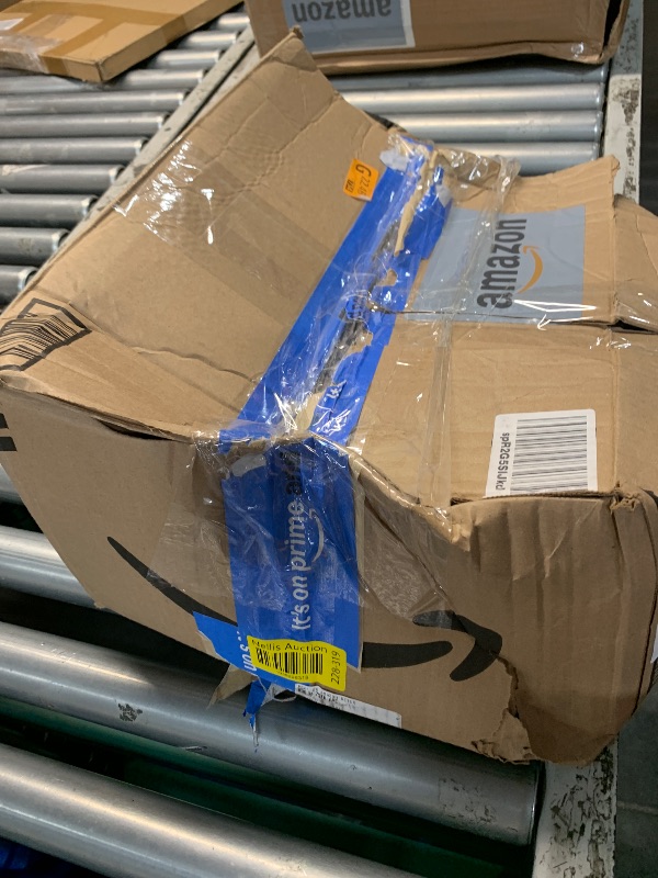 Photo 1 of L Shape Kitchen Mat, Anti-Slip Corner Kitchen Mats for Floor, 1 Piece L Shape Rug, Absorbent Runner in Front of Sink, Washable Floor Rugs for Home,Kitchen,Office(Black/Brown Right-L,5'11" x 4'7")