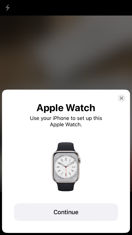 Photo 1 of (USED/FAIR) Apple Watch SE (2nd Gen) [GPS 40mm] Smartwatch with Starlight Aluminum Case with Starlight Sport Band S/M. Fitness and Sleep Trackers, Crash Detection, Heart Rate Monitor, Retina Display