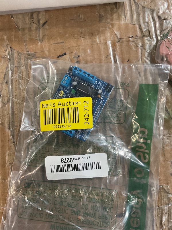 Photo 1 of L293D DC Motor Drive - Stepper Motor Control Shield Module Expansion Board Fit for Arduino UNO/Duemilanove/Raspberry Pi/Computer/Arduino Mega 2560