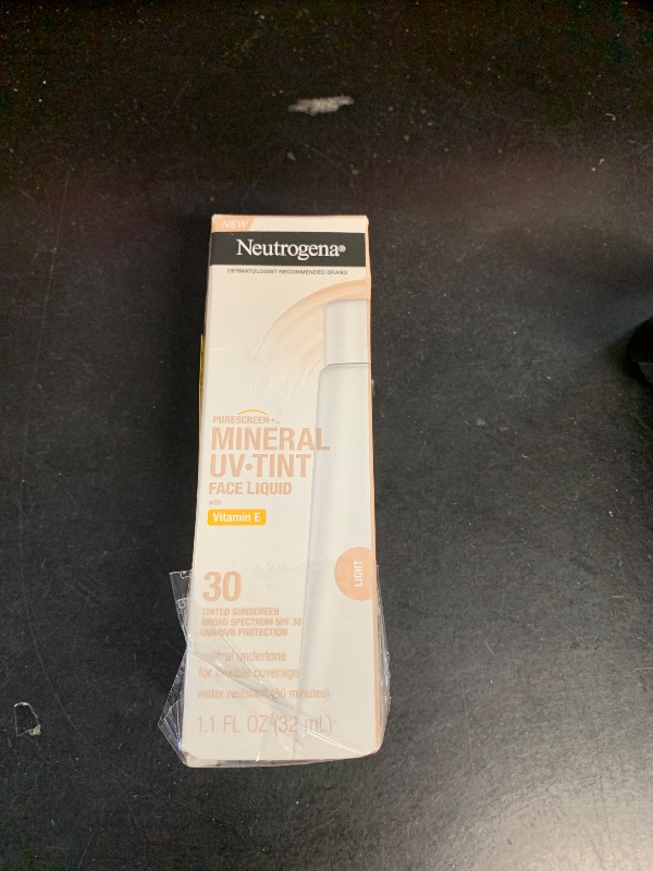 Photo 1 of ***(EXP: 06/2026)NONREFUNDABLE***Neutrogena Purescreen+ Tinted Sunscreen for Face with SPF 30, Broad Spectrum Mineral Sunscreen with Zinc Oxide and Vitamin E, Water Resistant, Fragrance Free, Light, 1.1 fl oz