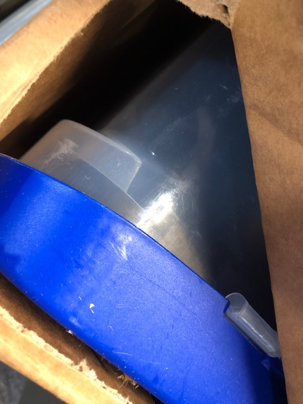 Photo 1 of ***MISSING LATCH****Bankers Box Heavy Duty Portable Plastic File Box with Hanging Rails, Letter, 1 Pack (0086304)