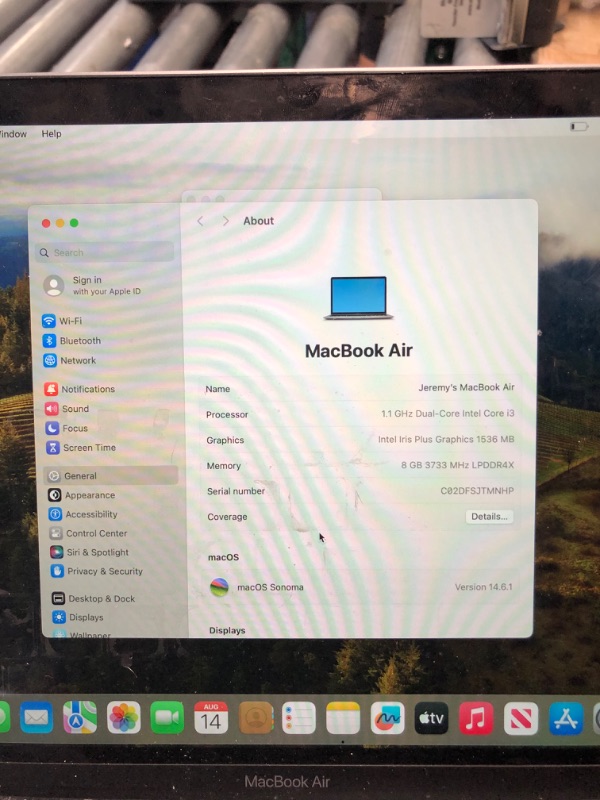 Photo 1 of (POWER TESTED) (PASSWORD: 1234) Apple 2025 MacBook Air 13-inch Laptop with M4 chip: Built for Apple Intelligence, 13.6-inch Liquid Retina Display, 16GB Unified Memory, 512GB SSD Storage, 12MP Center Stage Camera, Touch ID; Silver