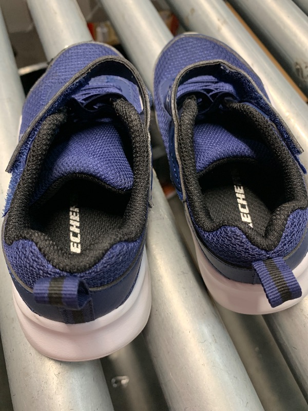 Photo 1 of (used)Skechers Dynamatic 1 Sneaker, Navy 1, 10.5 US Unisex Little Kid
