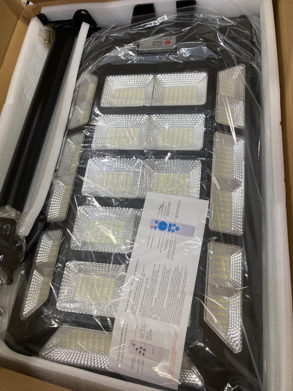Photo 1 of 6000 watt solar street lights outdoor 60.000 lumen