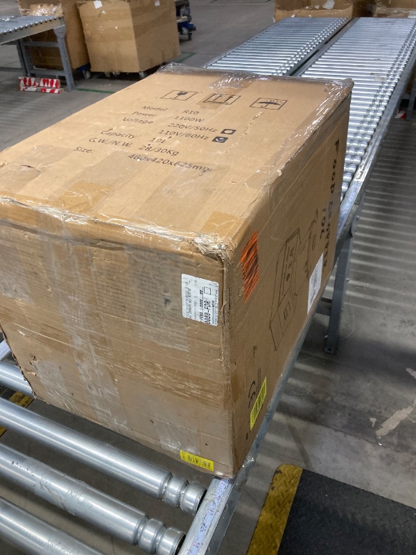 Photo 1 of *****PARTS ONLY, ITEM DOES NOT TURN ON OR WORK****PYY Commercial Food Processor - Vegetable Chopper Electric Stainless Steel 10.6 Qt. Plus for Meat Fruit Prep, 1400RPM High Output Large Capacity for Restaurants & Home Kitchen 10 Liter/42 Cup
