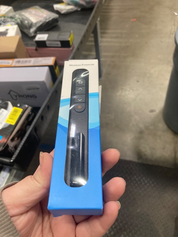 Photo 1 of USB/Type-C 2 in 1 Presentation Clicker for Powerpoint, Hyperlink Volume Control Wireless Presenter Remote Presentation Pointer Slide Advancer PPT Clicker for Mac iPad Computer Laptop