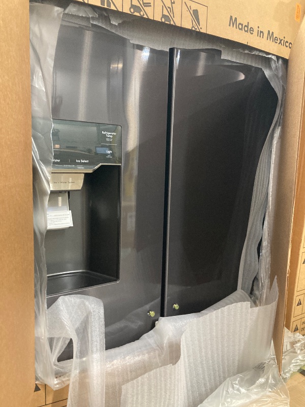 Photo 1 of 30 cu. ft. 4-Door French Door Refrigerator, Door-In-Door, Full-Convert Drawer, Craft Ice in PrintProof Black Stainless
