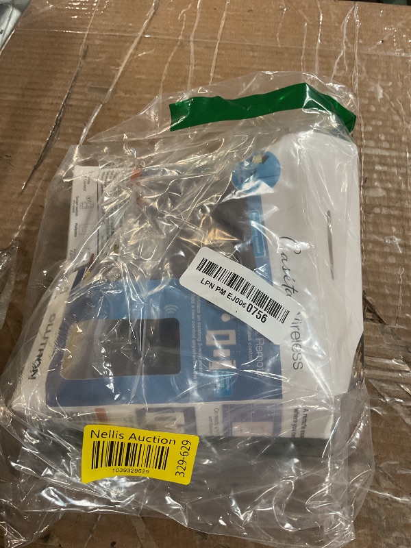 Photo 1 of **(FOR PARTS ONLY/MISSING WALL PLATE AND REMOTE)*** Lutron Caseta Original Smart Switch 3-Way Kit, w/ Pico Remote, Wallplate, and Wall Bracket, for LED Lights and Fans, 5 Amp, Neutral Required, P-PKG1WS-WH