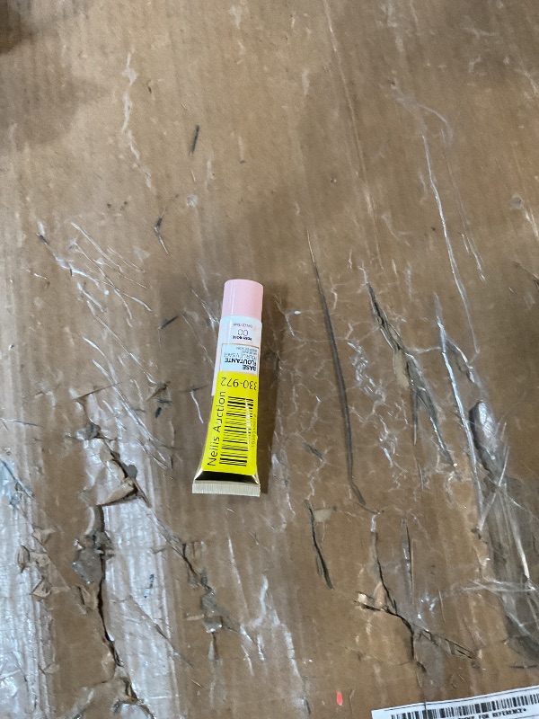 Photo 1 of **NONREFUNDABLE**
L'Oreal Paris Age Perfect Face Blurring Primer Infused with Caring Serum Smoothes Liners and Pores
