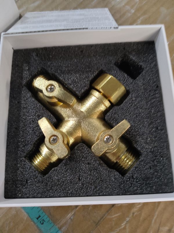 Photo 1 of ***(PARTS ONLY/ MAJOR DAMAGE)***YANWOO Heavy Duty Metal 3 Way + Type Garden Hose Splitter with Shut-Off Valves, 3/4" High Flow Spigot Faucet Connectors with 4 Extra Silicone Washers