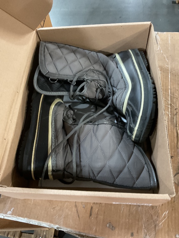 Photo 1 of  womens Ice Maiden II Snow Boot, Black, Columbia Grey, 6 US