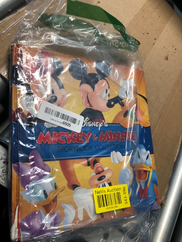 Photo 1 of ***(MINOR DAMAGE/ SEE NOTES)***Mickey and Minnie's Storybook Collection
