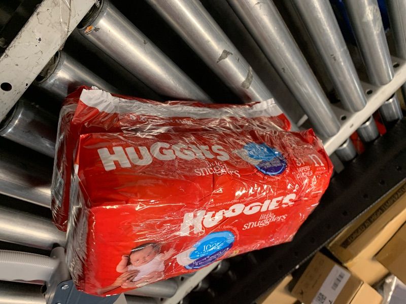 Photo 1 of (2pack)
Huggies Newborn Diapers, Little Snugglers Baby Diapers, Size Newborn (up to 10 lbs), 31 Count