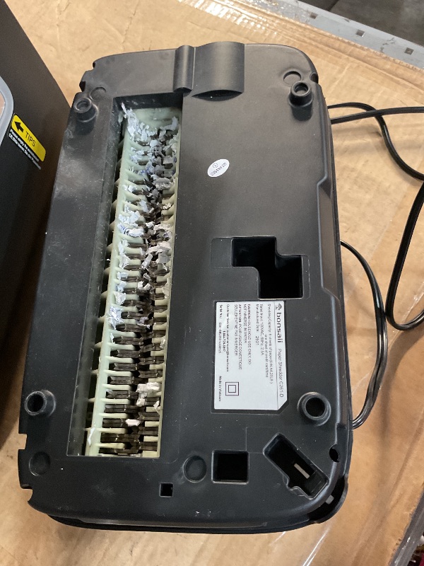 Photo 1 of (See images for damage) Bonsaii 6 Sheet High Security Micro Cut Paper Shredder, Credit Cards/Mail/Staples/Clips Shredder for Home Use with 4.2 Gallon Bin (C261-D)